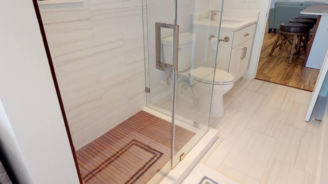 Modern 2Br 2Ba With King Bed-Fast Wi-Fi 75 Inch Oled Tv Villa วิลมิงตัน ภายนอก รูปภาพ